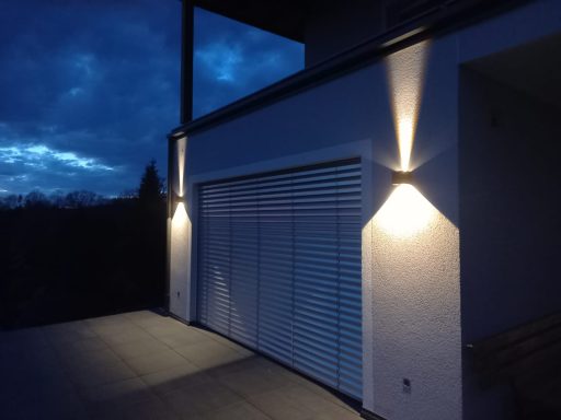 Jetzt gibt's auch schon krasse Außenlichter bzw. Boxen